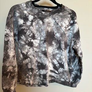 Banana Republic Gray Tie-Dye Top